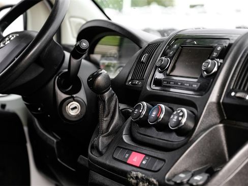 Used 2021 RAM ProMaster 3500 image 17