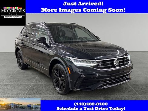 Used 2022 Volkswagen Tiguan SE R-Line AWD/4WD image 1