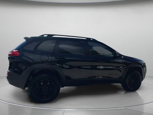 Used 2016 Jeep Cherokee Trailhawk w/ Comfort/Convenience Group image 30