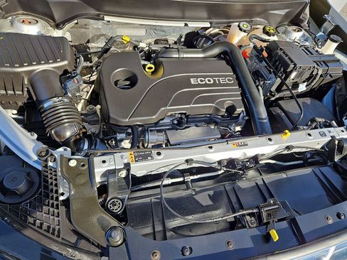 Used 2022 GMC Terrain SLT w/ Tech Package image 15