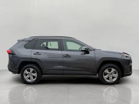 Used 2025 Toyota RAV4 XLE AWD/4WD image 57