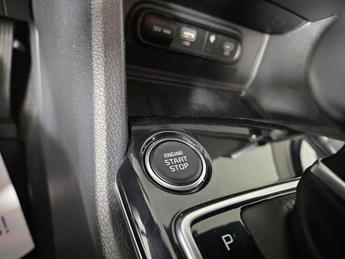 Certified 2025 Kia Sportage EX image 26