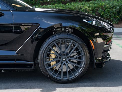 Used 2025 Aston Martin DBX 707 AWD/4WD image 23