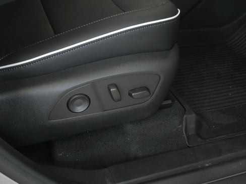 New 2026 Buick Enclave Sport Touring w/ LPO, Floor Liner Package FWD image 47