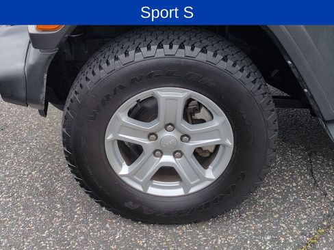Used 2022 Jeep Wrangler Unlimited Sport AWD/4WD image 30
