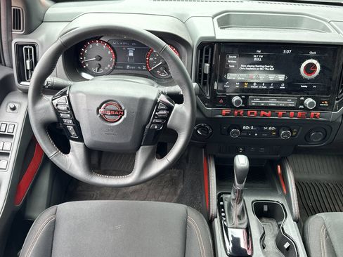 Used 2025 Nissan Frontier PRO-4X w/ Interior Protection Package AWD/4WD image 13