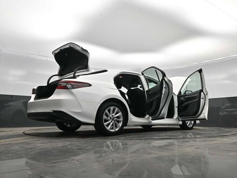 Used 2024 Toyota Camry LE image 43