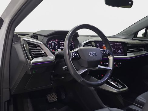 Used 2024 Audi Q4 e-tron Premium Plus w/ Premium Plus image 19