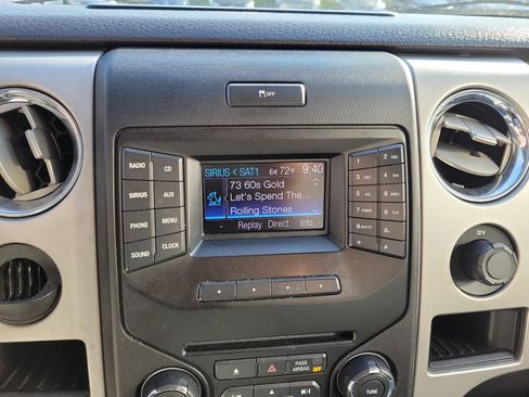 Used 2013 Ford F150 XLT w/ XLT Chrome Pkg image 15