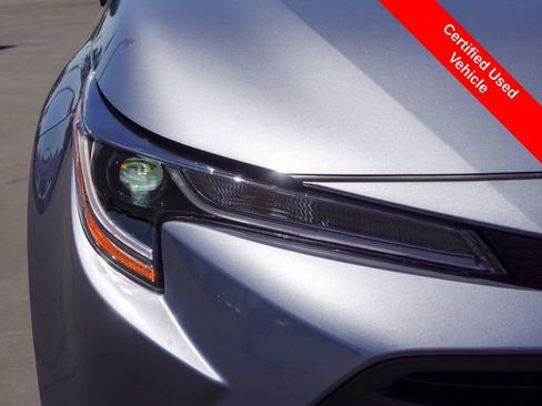 Certified 2025 Toyota Corolla LE FWD image 6