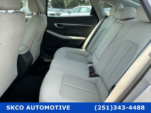 Used 2025 Hyundai Sonata SEL FWD image 14