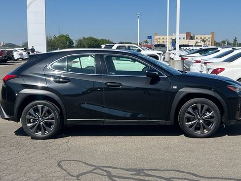 Used 2019 Lexus UX 200 F Sport w/ F Sport Premium Package FWD image 3