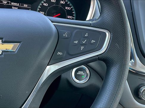 Certified 2023 Chevrolet Equinox LS image 18