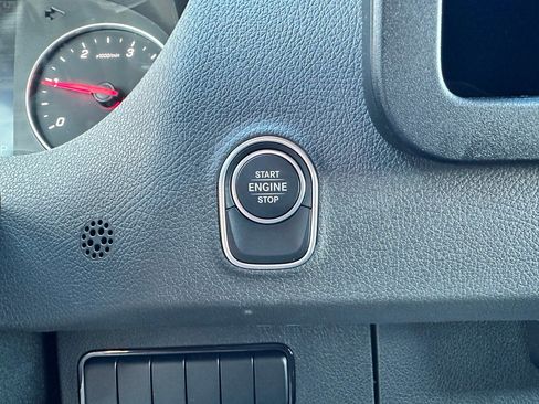 Used 2025 Mercedes-Benz Sprinter 2500 image 14