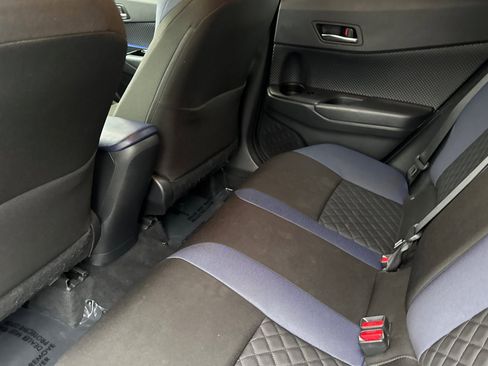 Certified 2020 Toyota C-HR XLE image 16