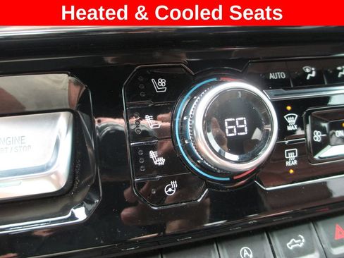 Certified 2024 GMC Sierra 1500 Denali Ultimate AWD/4WD image 22