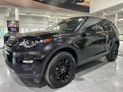 Used 2019 Land Rover Discovery Sport HSE AWD/4WD image 18