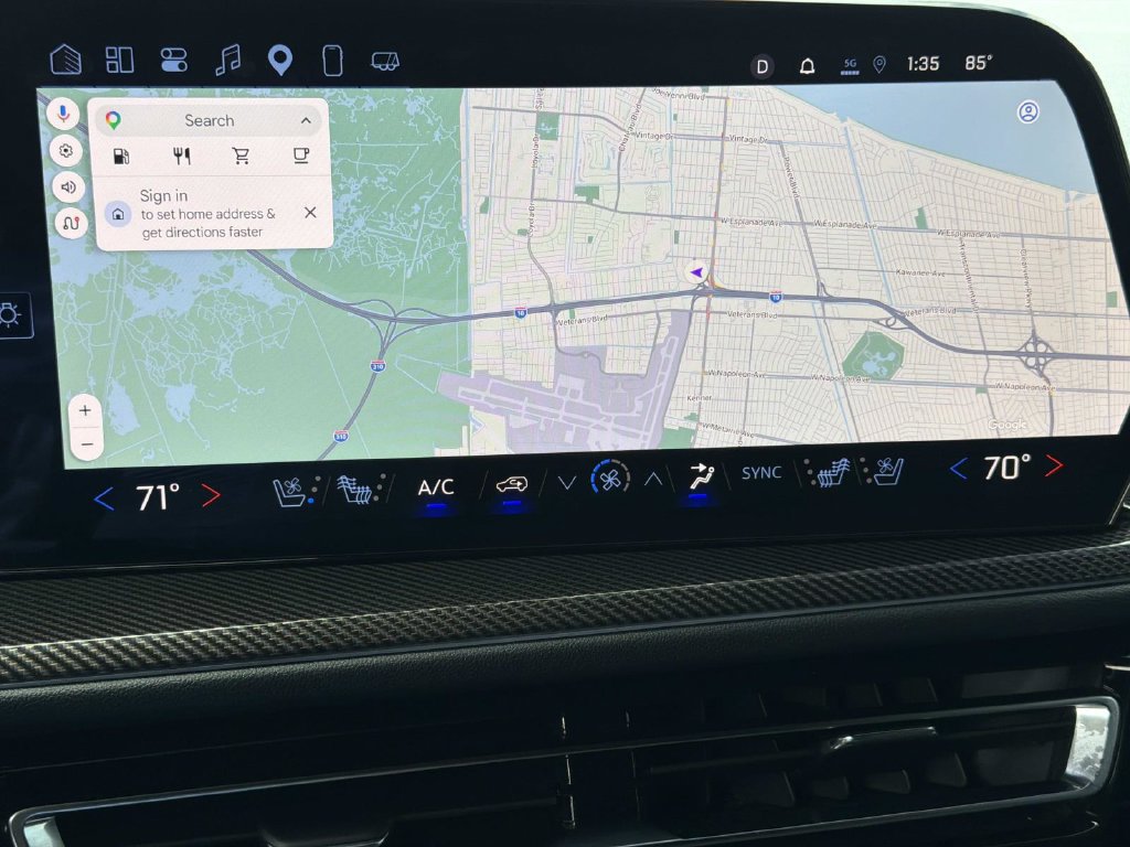 Used 2025 Chevrolet Traverse High Country w/ LPO, Floor Liner Package FWD image 29