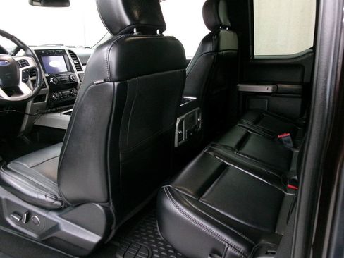 Used 2019 Ford F250 Lariat w/ Chrome Package AWD/4WD image 23