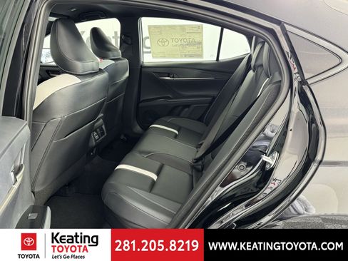 Used 2026 Toyota Camry SE FWD image 6