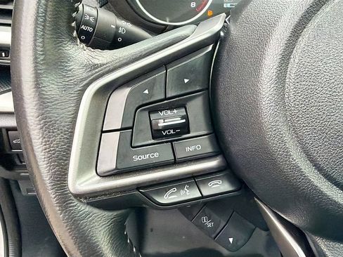 Used 2023 Subaru Forester Premium AWD/4WD image 37