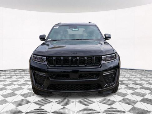 New 2026 Jeep Grand Cherokee L Limited AWD/4WD image 11