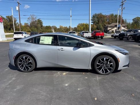 New 2026 Toyota Prius Plug-In Hybrid image 2