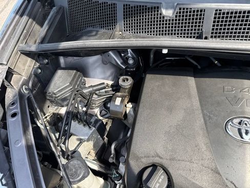 Used 2020 Toyota Sienna LE FWD image 27