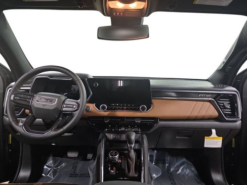 New 2026 GMC Canyon AT4 image 9