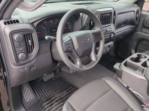 New 2026 Chevrolet Silverado 1500 Custom Trail Boss w/ LPO, Dark Essentials Package AWD/4WD image 10