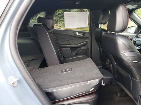 Used 2025 Ford Escape ST-Line image 25