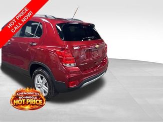 Used 2019 Chevrolet Trax LT w/ LT Convenience Package AWD/4WD video 4