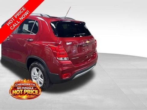 Used 2019 Chevrolet Trax LT w/ LT Convenience Package AWD/4WD image 4