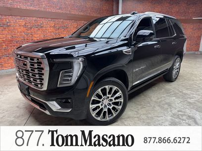 Used 2025 GMC Yukon Denali w/ Sun & Power Step Package