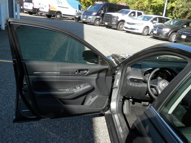 Used 2026 Nissan Altima 2.5 SV FWD image 15
