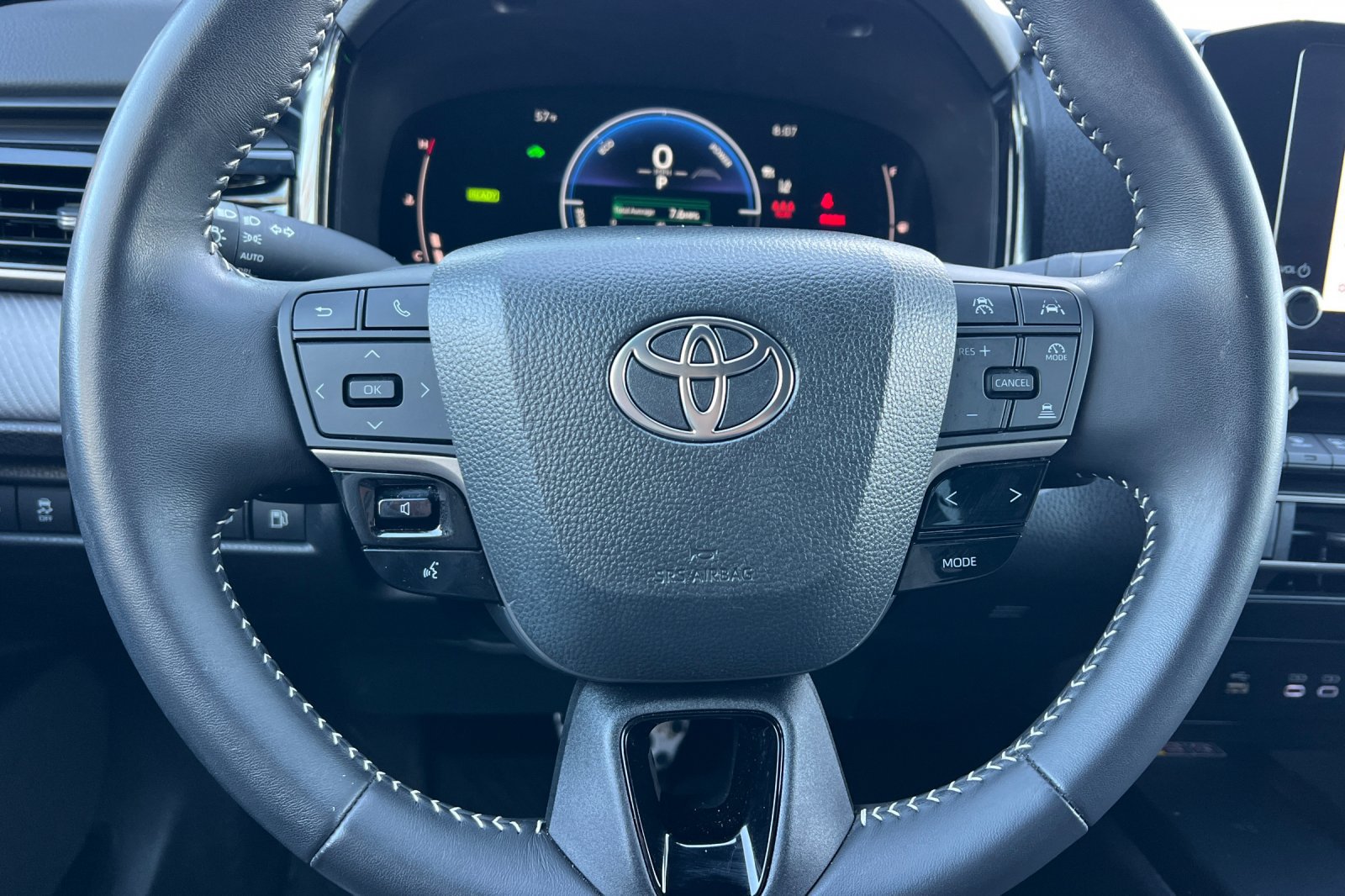 Certified 2025 Toyota Camry SE FWD image 22