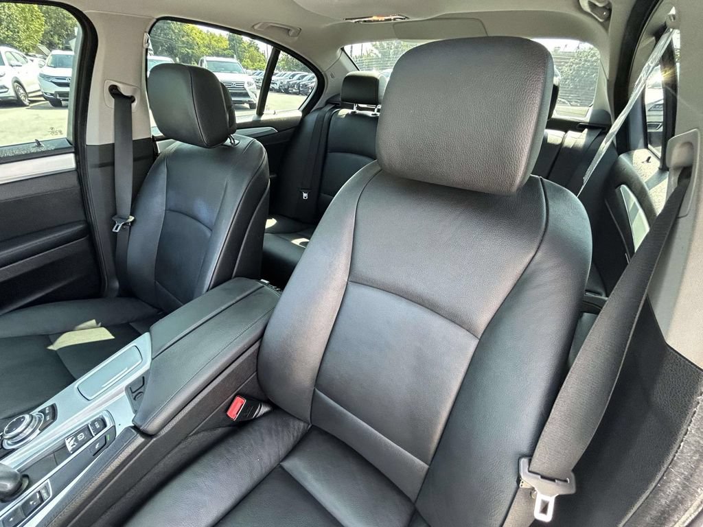 Used 2013 BMW 535i Sedan RWD image 21