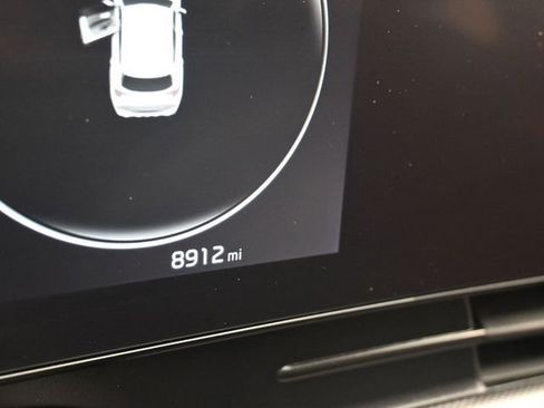 Used 2025 Kia Sportage SX image 19