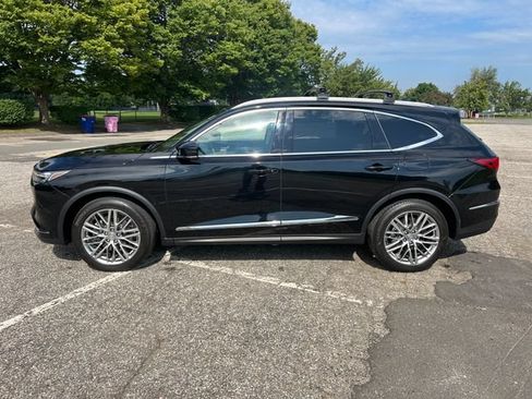 Used 2023 Acura MDX w/ Advance Package AWD/4WD image 6