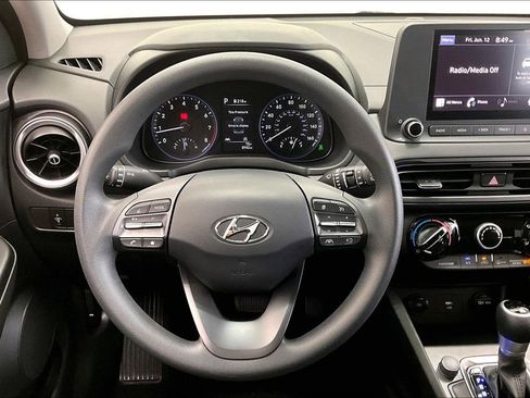 Certified 2023 Hyundai Kona SEL w/ Cargo Package AWD/4WD image 5