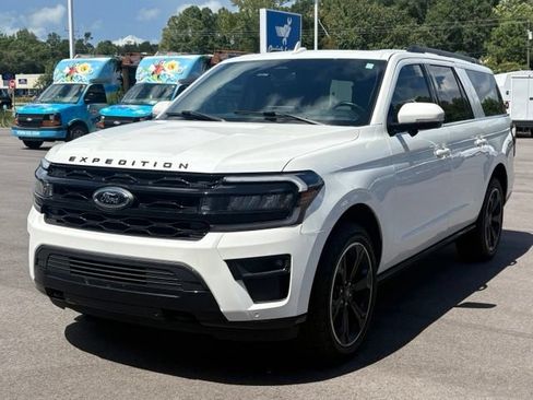 Used 2024 Ford Expedition Max Limited AWD/4WD image 1