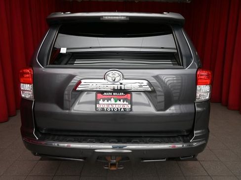 Used 2011 Toyota 4Runner SR5 w/ Convenience Pkg image 6