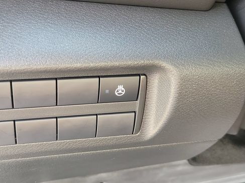 Certified 2023 Nissan Kicks SR w/ SR Premium Package FWD image 30