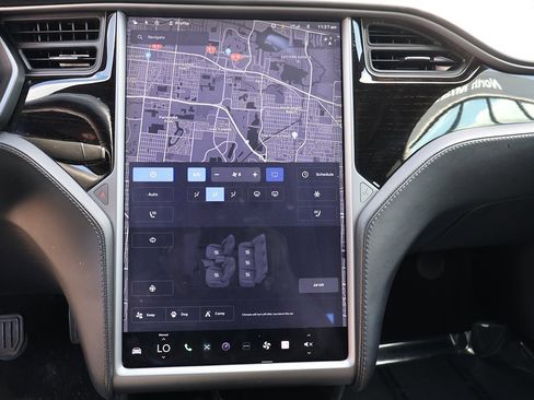 Used 2018 Tesla Model S 75D image 56