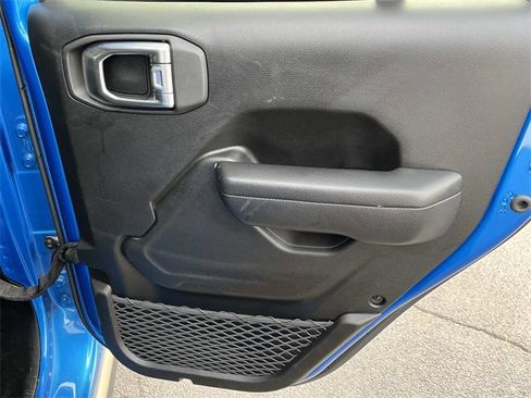 Used 2024 Jeep Wrangler Unlimited Rubicon 4xe image 20