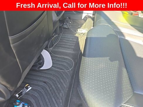 Used 2022 Volkswagen Atlas Cross Sport SE AWD/4WD image 17