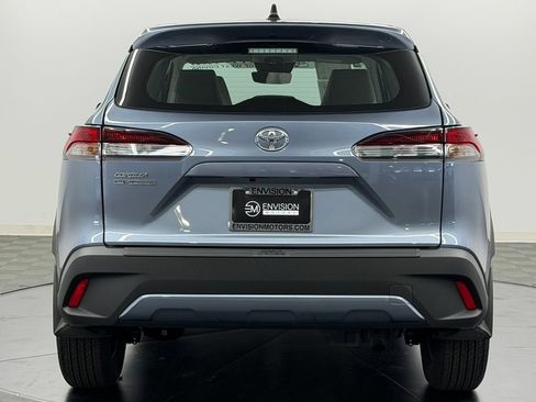 Used 2026 Toyota Corolla Cross L FWD image 11