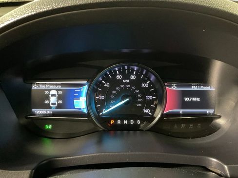 Used 2018 Ford Explorer Limited FWD image 26