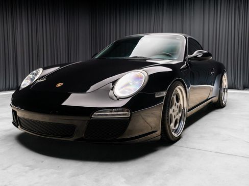 Used 2009 Porsche 911 Carrera RWD image 34