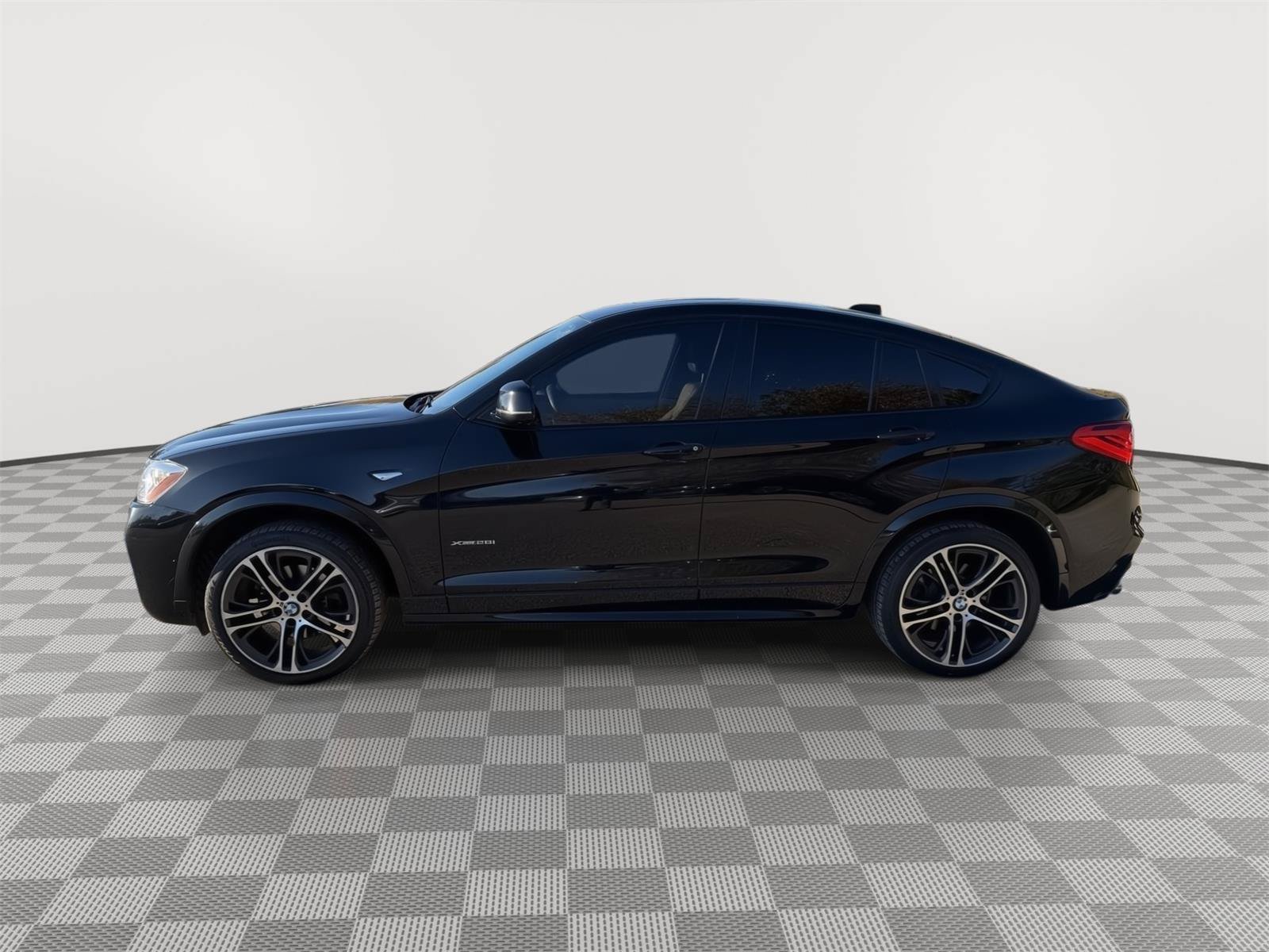 Used 2018 BMW X4 xDrive28i AWD/4WD image 5